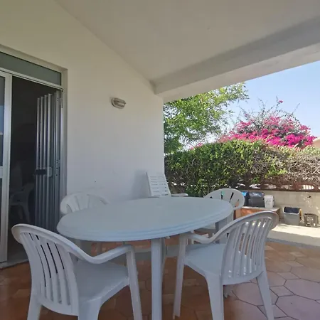 Robinia Villa *