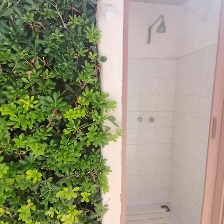 Robinia Villa *