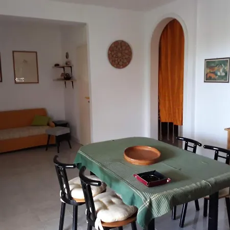 Robinia Villa Reitani